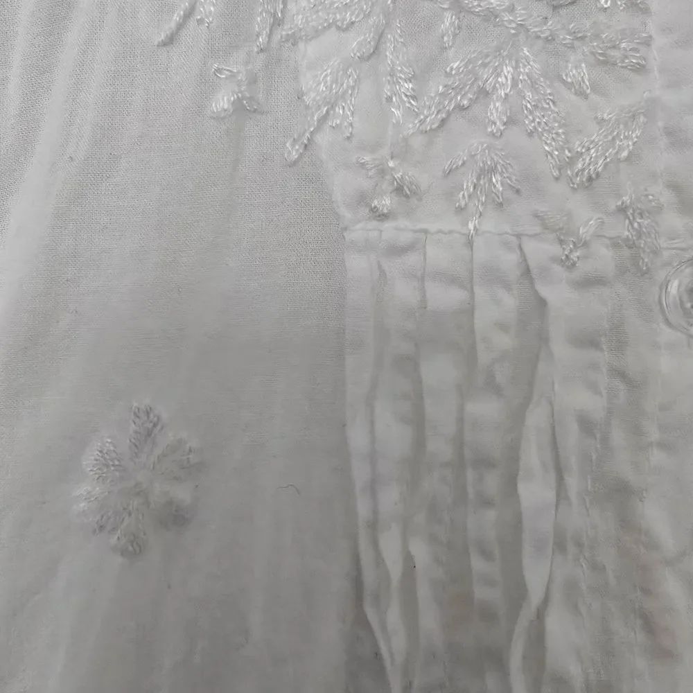 White Embroidered Button-Front Tunic Top - Picture 3 of 5
